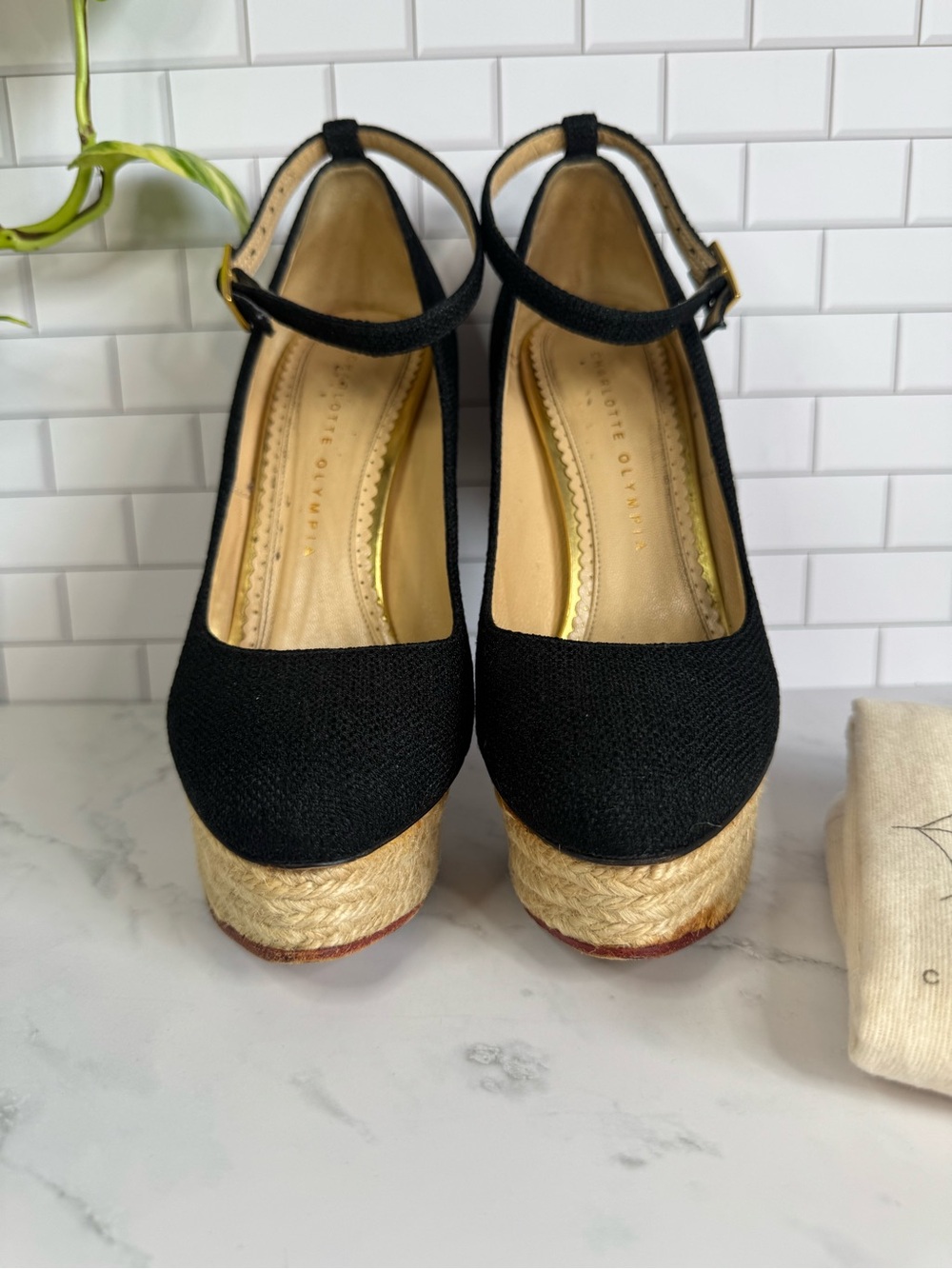 Charlotte Olympia Black Ankle-Strap Platforms Heels Pumps. Linen. Size 37.5